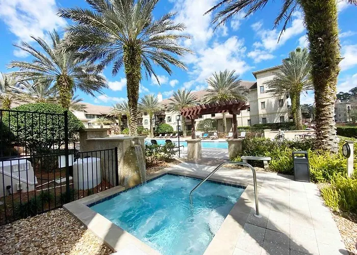 Luxury Condo In Golfer\'S Paradise