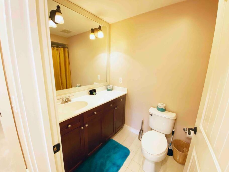 Luxury In Golfer's Paradise Apartment *
