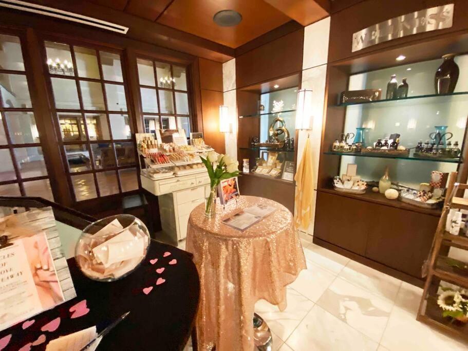 Apartment Luxury In Golfer's Paradise *