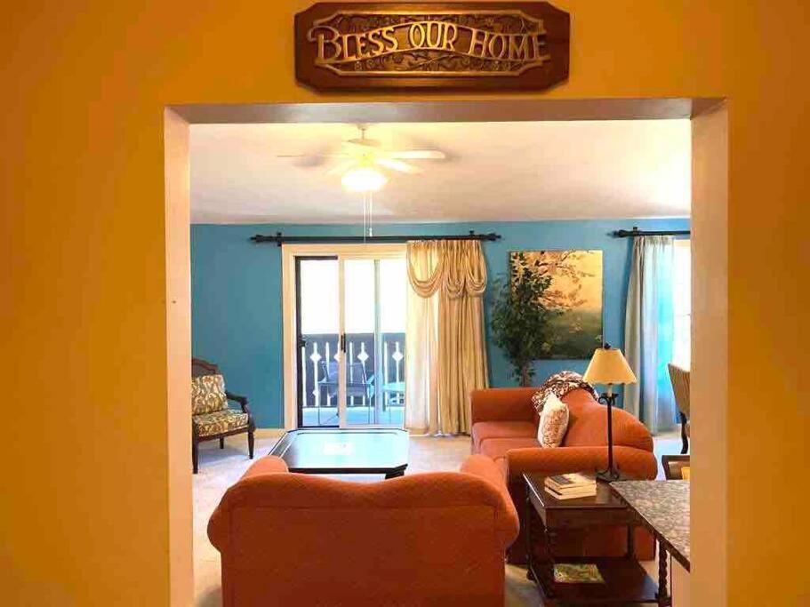 Apartment Luxury In Golfer's Paradise *